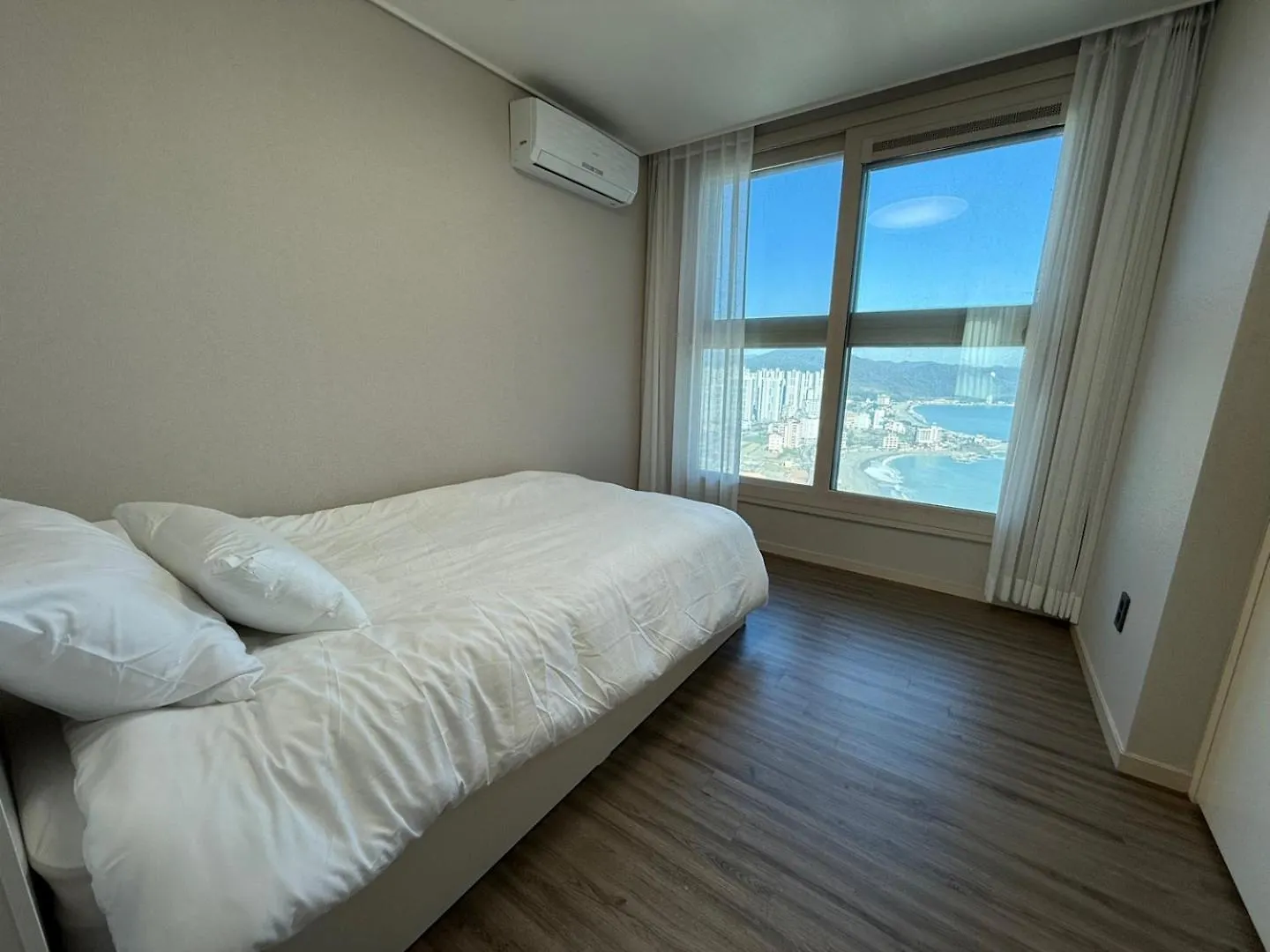 Ulsan Shimpo Kcc Residence Hwaam South Korea