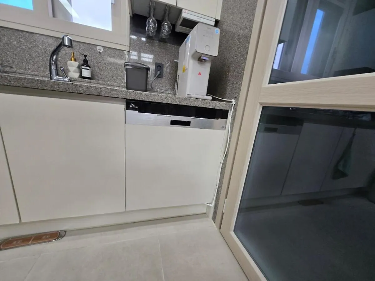 Ulsan Shimpo Kcc Residence Hwaam 0*,